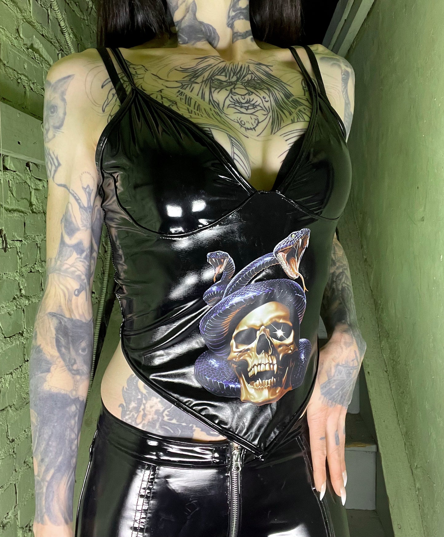 Unchain The Thunder Top